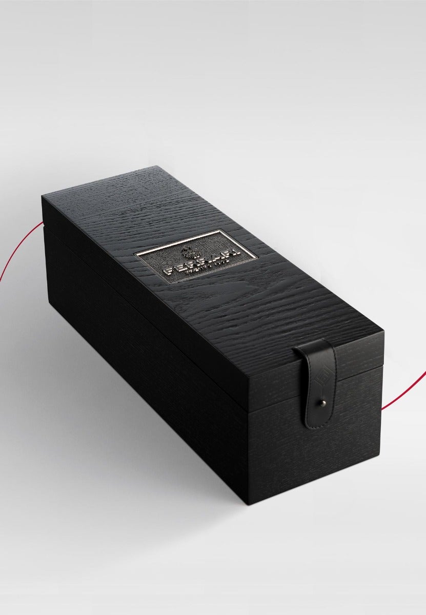 https://www.enotecalunelli.com/media/catalog/product/f/e/ferrari-perle-1.5_cassetta-deluxe_2000_01.jpg