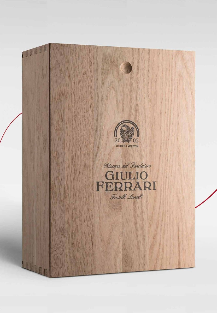 https://www.enotecalunelli.com/media/catalog/product/g/i/giulio-ferrari-0.75-cofanetto-legno-x2-2002__01.jpg