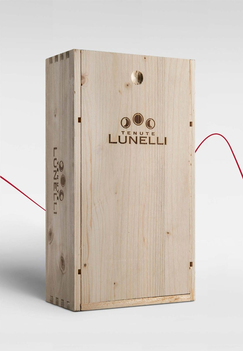 https://www.enotecalunelli.com/media/catalog/product/t/e/tenute-lunelli-cassetta-legno-2x0.75__07_1.jpg